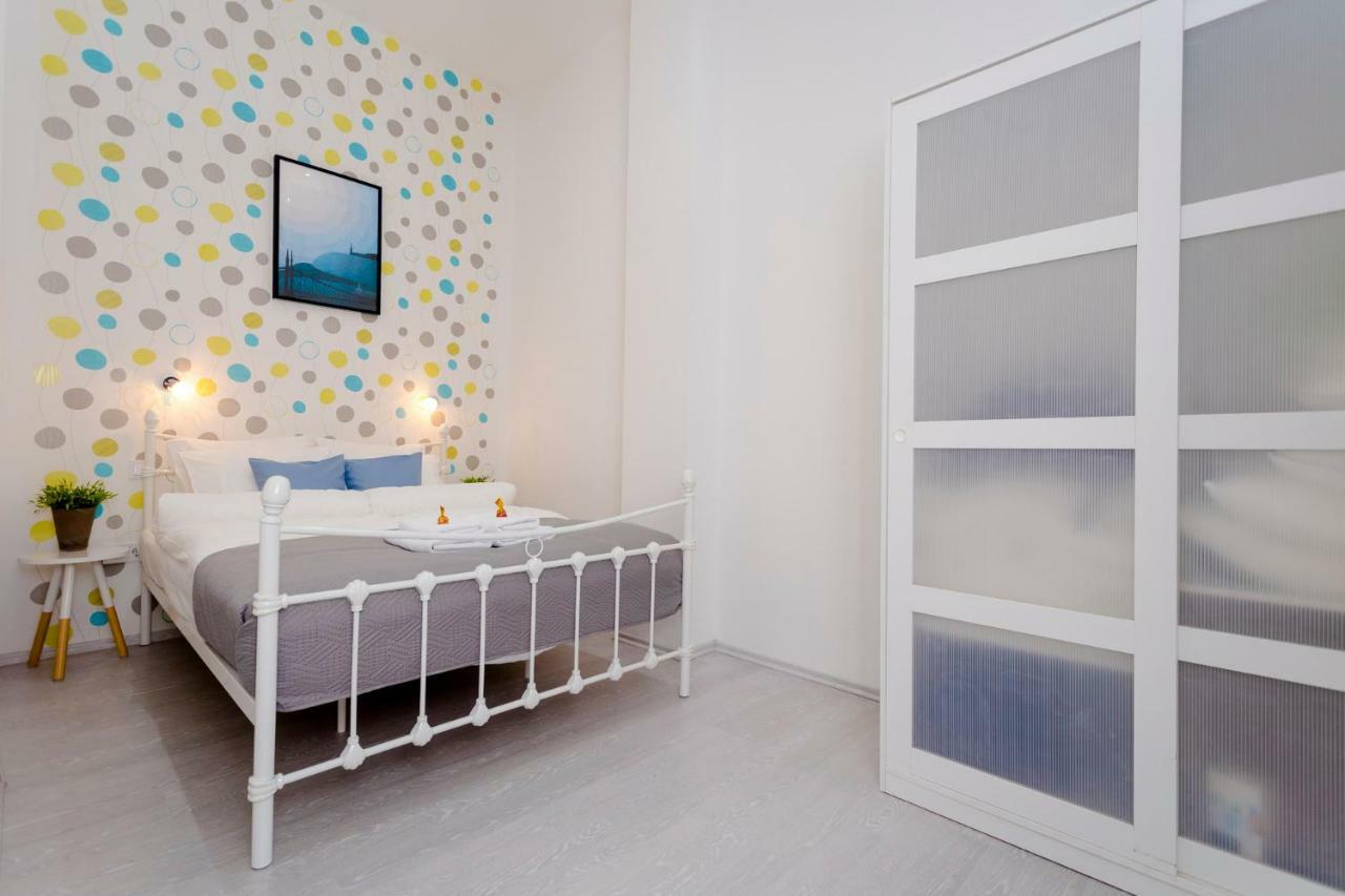 Boutique Residence Jokai - Apartment In The City Center Budapeşte Dış mekan fotoğraf
